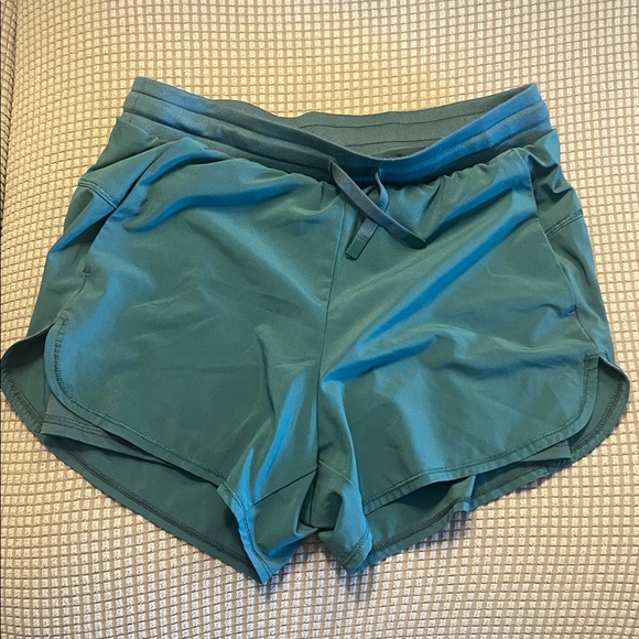 All in Motion Green Active Shorts - Picture 1 of 3